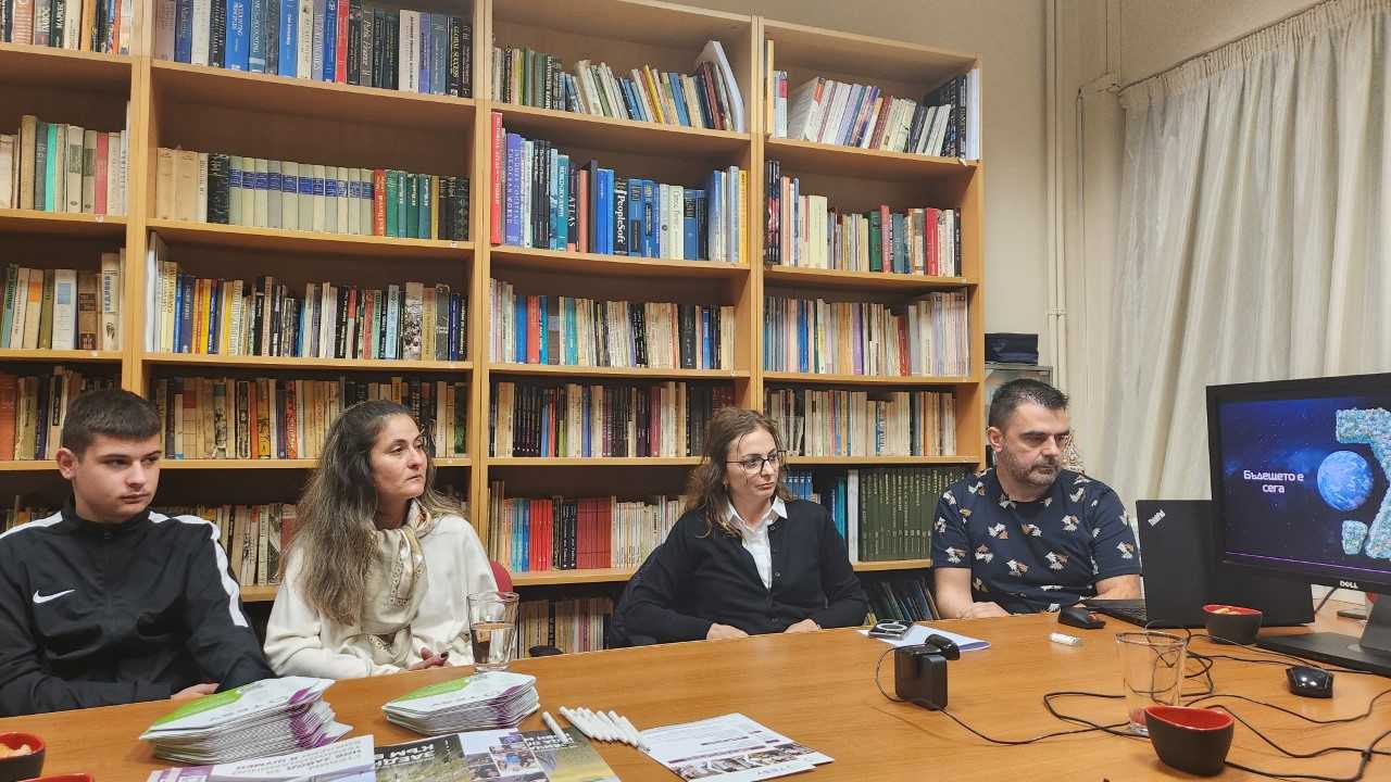 Младежки програми на българската компания „ТЕСИ“ бяха представени в Атина